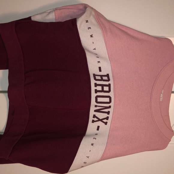 Varsity style sweater - Picture 1 of 5